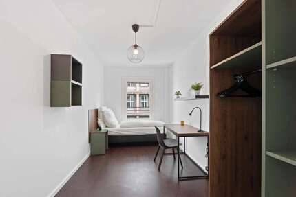 WG-Zimmer in Berlin 780,00 € 10 m²