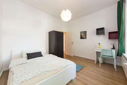 WG-Zimmer in Berlin 680,00 € 13 m²