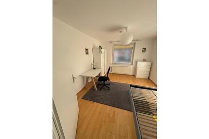 Frauen Wohngemeinschaft Zimmer (18m2) in 3er-Frauen-WG in Glinde