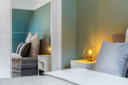 WG-Zimmer in Düsseldorf 680,00 € 14 m²