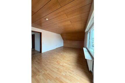 3-Zimmer Wohnung in Wendlingen mit Balkon - Wendlingen am Neckar