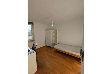WG-Zimmer in München 599,00 € 15 m²
