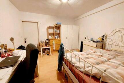 Schöne Zimmer in 4ER-WG!!!! - 450,00&nbsp;EUR Kaltmiete, ca.&nbsp; 25,00&nbsp;m&sup2; in Jülich (PLZ: 52428)