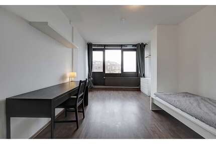 WG-Zimmer in Stuttgart 470,00 € 19 m²