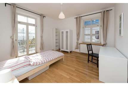 WG-Zimmer in München 910,00 € 15 m²