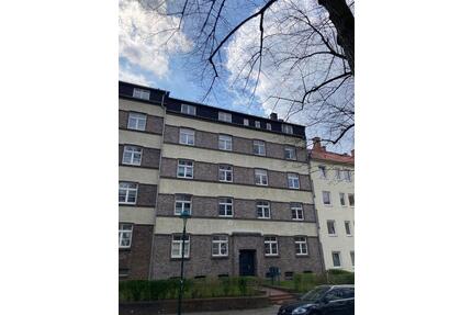 Gemütliche 2-Zimmer mit EBK, Laminat, Balkon und Wannenbad in ruhiger Lage! - Chemnitz Bernsdorf