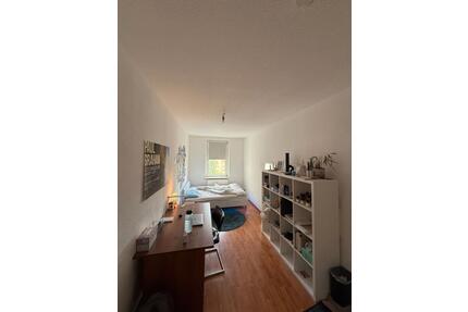 möbliertes Zimmer in einer 2-Zimmer-WG - Leipzig Altwest