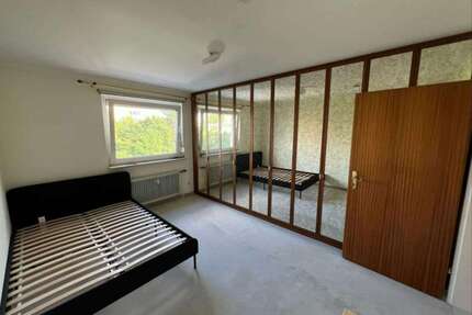 WG-Zimmer in Oberschleißheim 950,00 € 17 m²