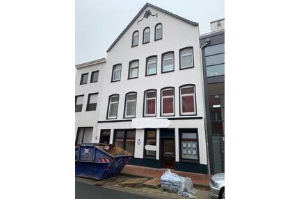 Erstbezug Sanierte 3-Zimmer Wohnung in Emden Klein - Faldern