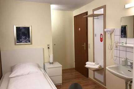 Monatlich kündbar Hotelzimmer auf Zeit - Göppingen Faurndau