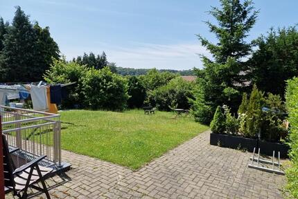 Schöne 2,5 Zimmer Wohnung in Burgsolms-Oberndorf mit Garten
