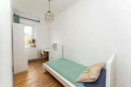 WG-Zimmer in Berlin 660,00 € 10 m²