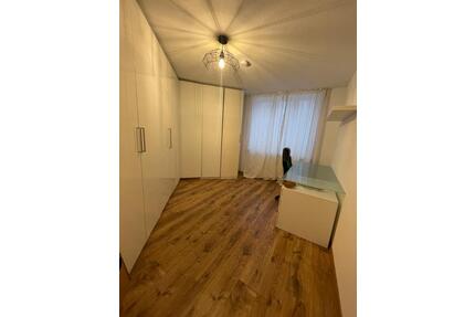 Helles Zimmer in zentraler Lage zu vermieten - München Thalkirchen-Obersendling-Forstenried-Fürstenried-S