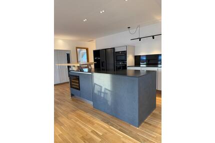 Neuwertige, 2-Zimmer Wohnung, EBK, Top Lage, ab sofort - Straubing