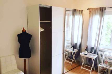 WG-Zimmer in Frankfurt am Main 700,00 € 16 m²