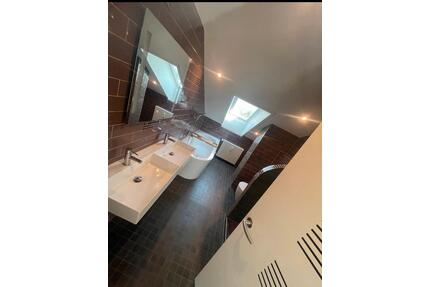 Moderne Kernsanierte 3 Zimmer Wohnung 60-70qm - Denzlingen