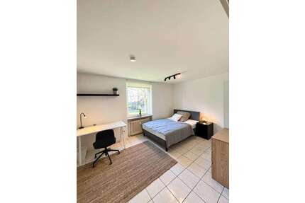 WG-Zimmer in Unterhaching 640,00 € 14 m²