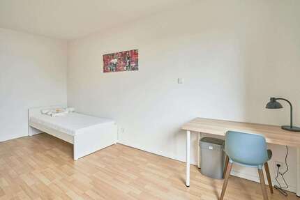 WG-Zimmer in Düsseldorf 609,00 € 11 m²