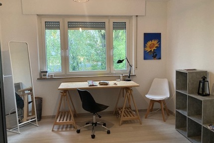 WG-Zimmer in 3-er WG, S-Mitte hinter Liederhalle - Stuttgart