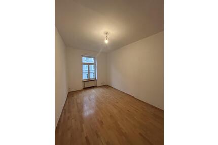 3-Zimmer Wohnung mit gehobener Ausstattung in Frankfurt-Gutleutviertel - Frankfurt am Main