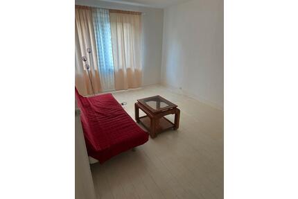 2 Zimmer von 4 Zimmerwohnung zu vermieten Untervermietung - Hannover Bothfeld-Vahrenheide