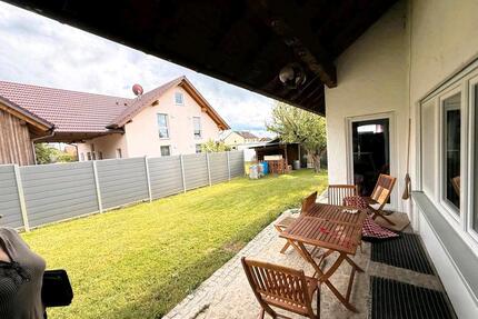3,5 zimmer erdgeschoss wohnung mit Garten in Buch
