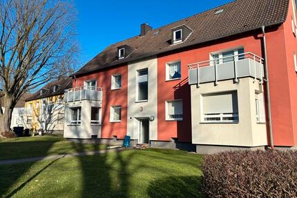 Komplett neu renovierte Wohnung in ruhiger Nebenstr. ! - Dortmund Eving