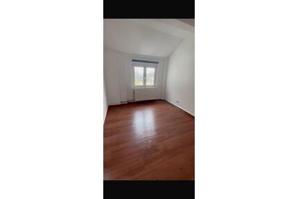 WG Zimmer 12m2 - 2er Mädchen WG - Innenstadt Gießen
