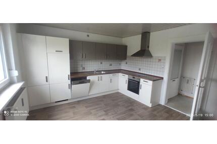 3 Zimmer Erdgeschosswohnung ruhig gelegen auf dem Land - Marktleugast