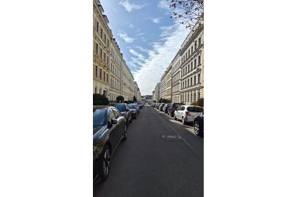 Geräumige 2,5 Zimmer Wohnung in Fabelhafter Lage - Leipzig Mitte