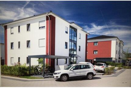 Erstbez. renov. exklusive 2-Zimmer Whg 63qm WohnNutzfl Einbaukü. Balkon Stellpl. BS Lamme teilmöbl. - Braunschweig Lehndorf-Watenbüttel