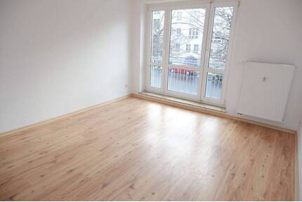 Inklusive EBK ! 2.OG-Bad mit Fenster !!! wg-geeignet - frei ab 1.7.26 - Chemnitz Lutherviertel