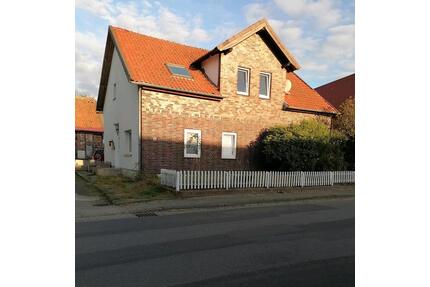 Große Wohnung mit 5 Zimmer 800€ kalt nur 18 Minuten von Wolfsburg - Tiddische