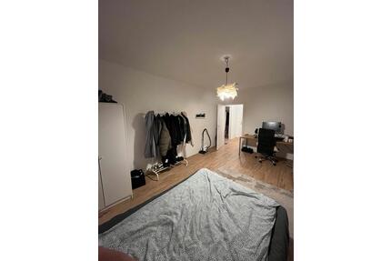 Zimmer in 2-Zimmer-WG in Potsdam frei