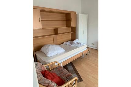 WG Zimmer in ruhiger Lage - 280,00&nbsp;EUR Kaltmiete, ca.&nbsp; 20,00&nbsp;m&sup2; in Lübeck (PLZ: 23556) Sankt Lorenz Nord