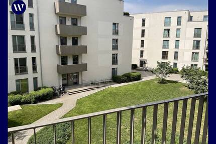 Wohnen mit Süd-West-Balkon und Blick ins Grüne: 2 Zimmer + Einbauküche + modernes Wannenbad, Aufzug - Hamburg Lurup