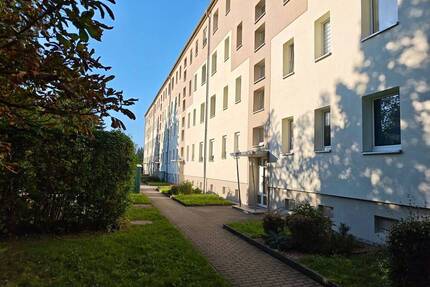 ++ Ihr eigenes Projekt ++ 3 RWG mit Balkon 1OG - Regis-Breitingen