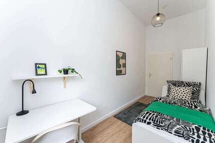 WG-Zimmer in Berlin 620,00 € 9 m²