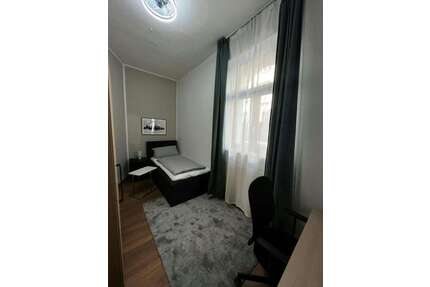 WG-Zimmer in Frankfurt am Main 590,00 € 12 m²