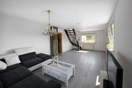 Helle 5 Zimmer Maisonette-Wohnung in Taunusstein