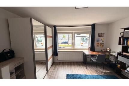 Zimmer in 2er WG - 600,00&nbsp;EUR Kaltmiete, ca.&nbsp; 72,00&nbsp;m&sup2; in Regensburg (PLZ: 93053) Galgenberg