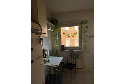WG Zimmer frei für Studentin - 470,00&nbsp;EUR Kaltmiete, ca.&nbsp; 16,00&nbsp;m&sup2; in Stuttgart (PLZ: 70184) Bopser
