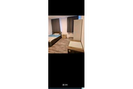 1 Zimmer Möbliert mit Dusche WC WLAN 1 Stock - Rheinau