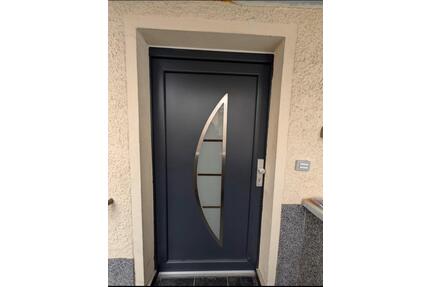 Neu renoviert 3 Zimmer Wohnung mit Stellplatz und Garten - Herbrechtingen