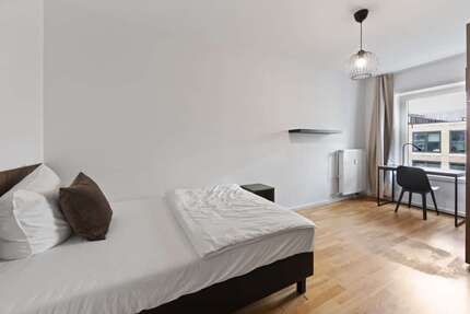WG-Zimmer in Berlin 830,00 € 14 m²