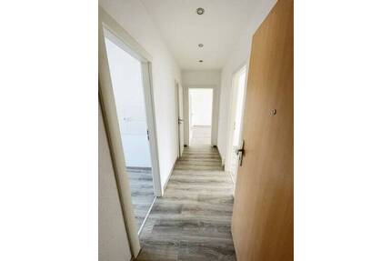 Helle 3-Raum Wohnung - WG geeignet - Eilenburg