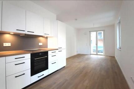 Schicke 2 Zimmer mit EBK und Terrasse in ruhiger Seitenstraße! - Leipzig Altwest