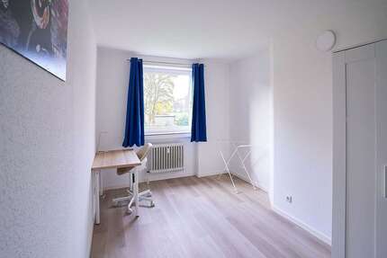 WG-Zimmer in Düsseldorf 609,00 € 15 m²