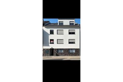 4 Zimmer Wohnung - 1.150,00&nbsp;EUR Kaltmiete, ca.&nbsp; 93,00&nbsp;m&sup2; in Duisburg (PLZ: 47137) Mittelmeiderich