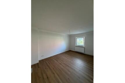 Gemütliches WG-Zimmer in neugegründeter 3er-WG - Braunschweig Westliches Ringgebiet